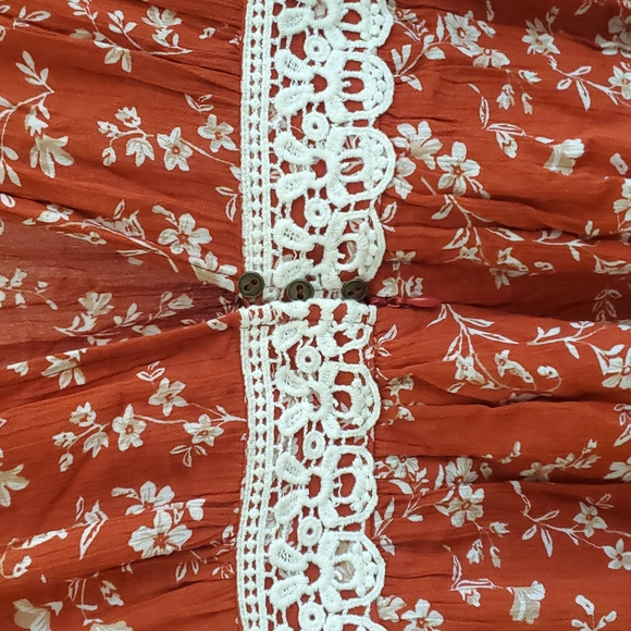 Deep V Neck Floral Print Romper - Picture 3 of 3